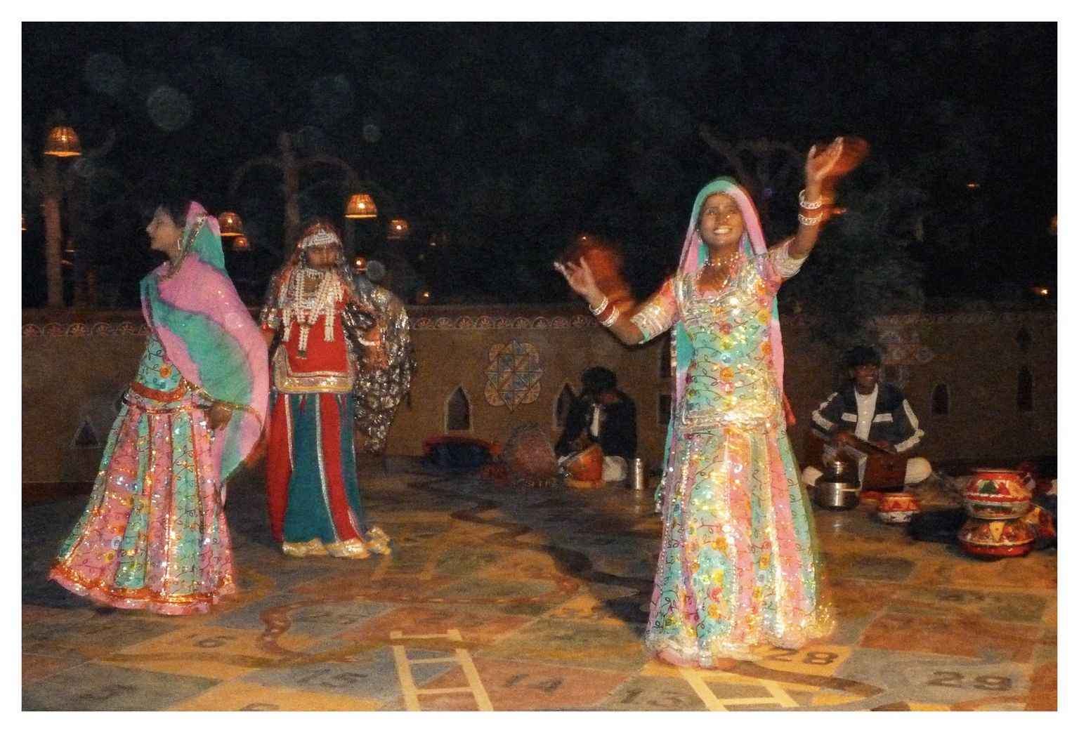 Und noch mehr Tänze und Musik