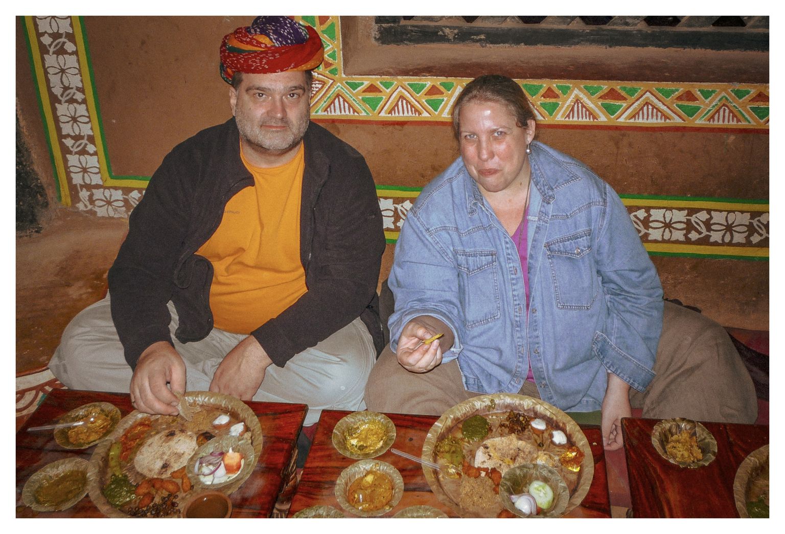 Das Essen ist saulecker und die Telles aus Bananenblätter komplett kompostierbar
