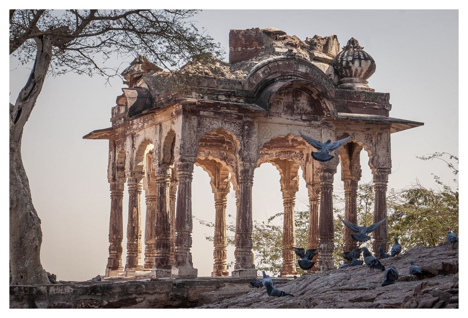 Weiterer Kenotaph im Park