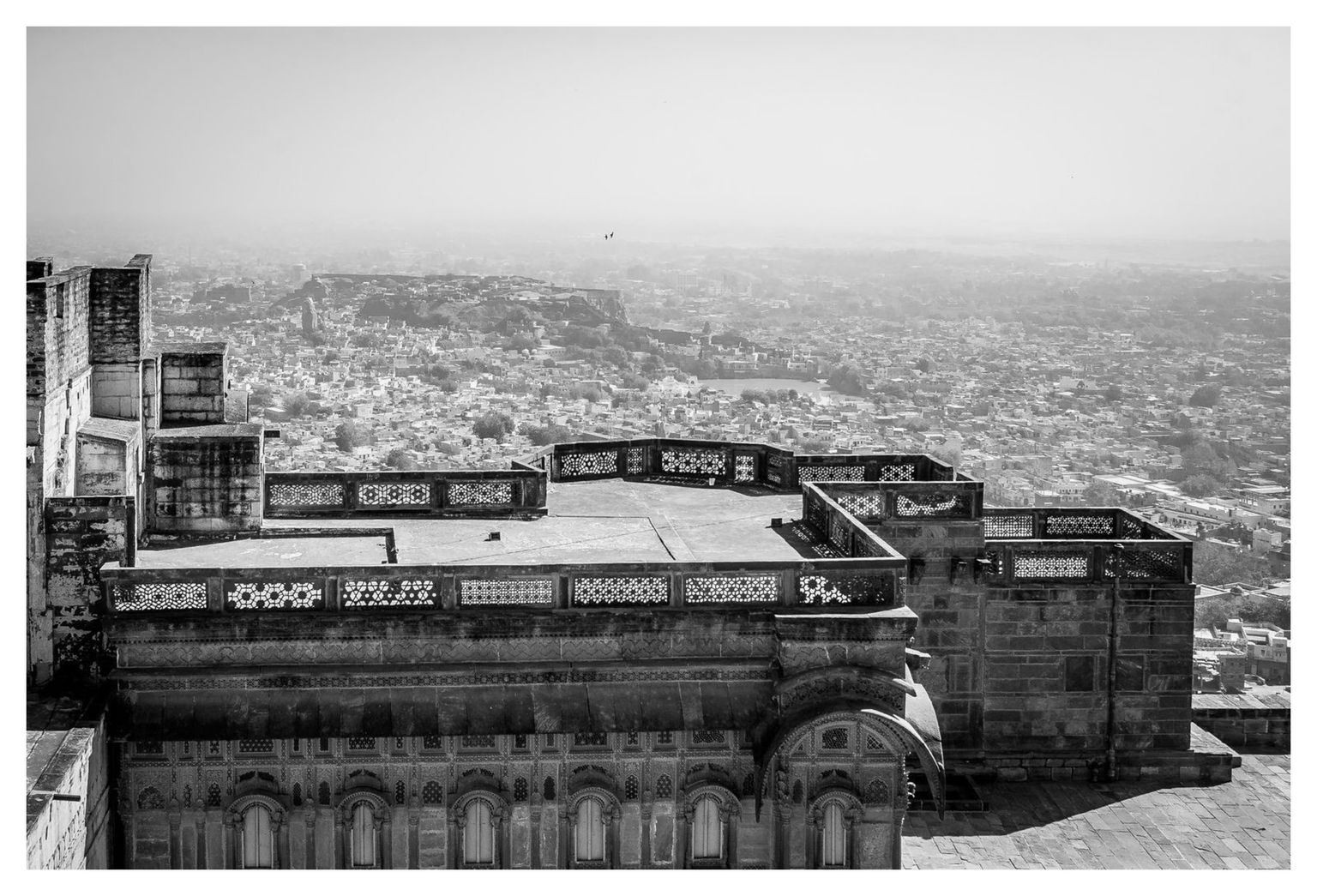Blick vom Palast auf die blaue Stadt