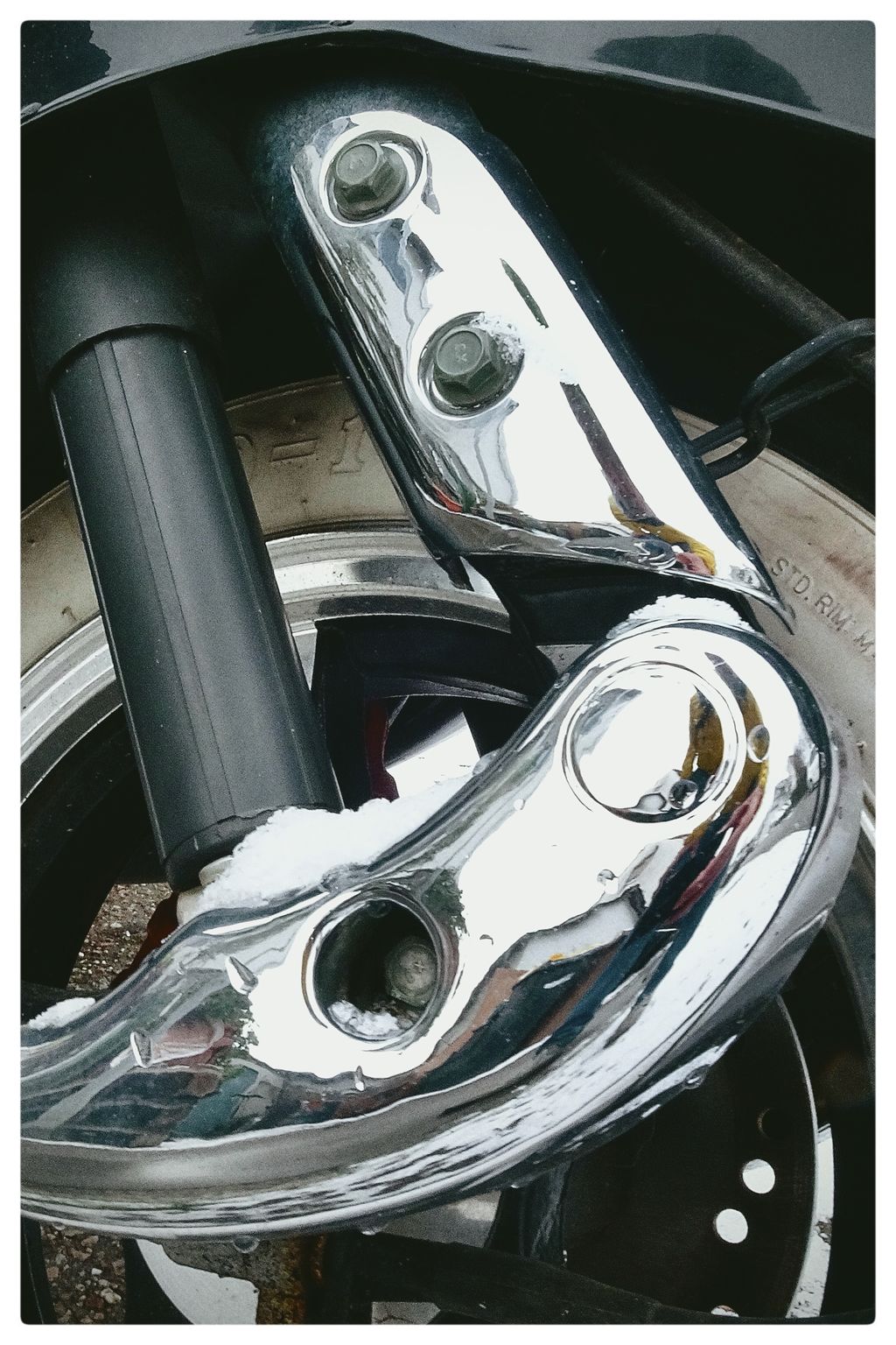 Chromglanz mit Schnee (42/365)