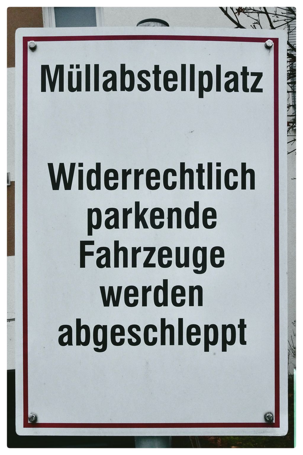 Müllabstellplatz (77/365)
